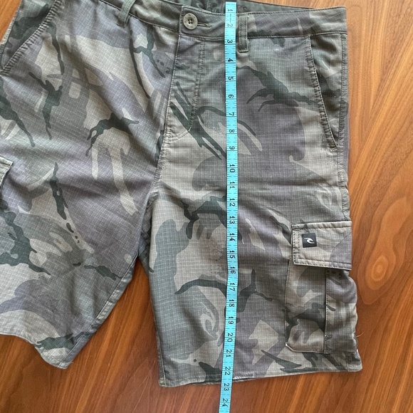RIP CURL Mirage Boardwalk Camo Board Shorts- Mens 34 - Picture 8 of 8